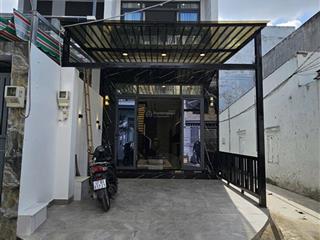 Nhà phố góc 2 mặt tiền thoáng mát, xây mới 100%, hẻm 1422 huỳnh tấn phát