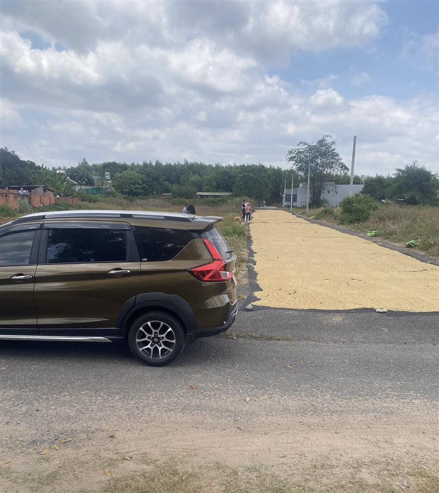 Đất ngộp long phước 1.42 tỷ, long thành bán nhanh, full thổ cư 115m2, đường 8m, sổ sẵn, hỗ trợ vay