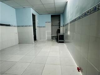 Cần bán nhà gấp hà huy giáp, quận 12, 1 trệt 1 lầu sân sau, ban công thoáng mát dt 3x7m