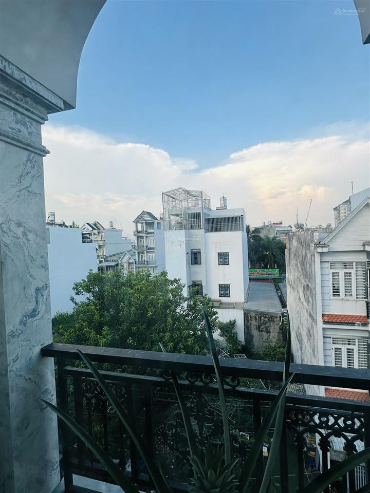 Chính chủ cần bán nhà 1 trệt 1 lững 2 lầu bùi văn ngữ ngay ngã ba đông quang đường thông