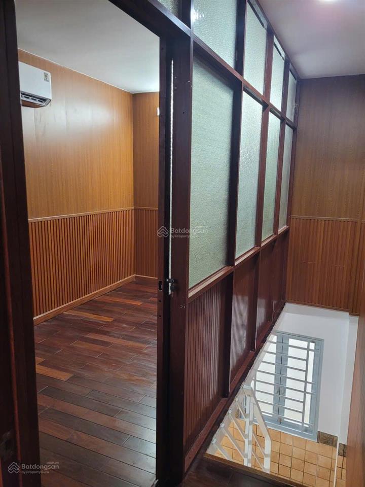 Bán nhà gần ngã tư ga 2 phòng ngủ, 1 trệt 1 lầu