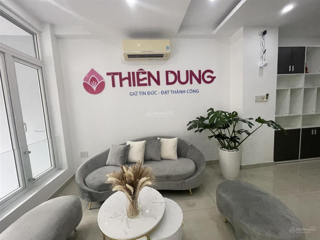 Cho thuê tầng trệt nhà nguyên căn khu himlam q7, cạnh lotte mart dt 100m2 full nội thất văn phòng