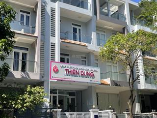 Cho thuê tầng trệt nhà nguyên căn khu himlam q7, cạnh lotte mart dt 100m2 full nội thất văn phòng