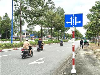 Bán lô đất mặt tiền vành đai 4, thới hòa, bến cát. giá chỉ 2,8 tỷ có thương lượng.  0988 868 ***