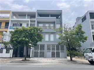 Hùng cát lái  bán nhà 1 trệt 3 lầu mặt tiền đường 46 cl rộng 24m, 8x20m, 9 phòng, tiện kd, 16 tỷ