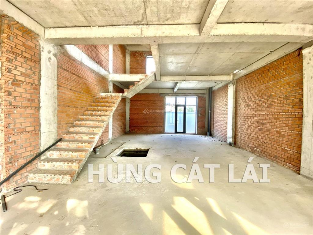 Siêu phẩm biệt thự sân vườn lavila cát lái  bề ngang khủng 8.43m  1 trệt 3 lầu  giá chỉ 16 tỷ