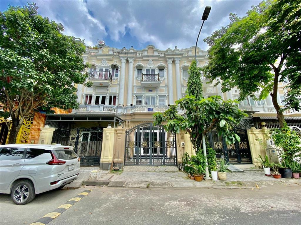 Bán nhà 1 trệt 3 lầu cát lái, dt 85m2, giá 8.5 tỷ, nhà hoàn thiện 4 pn, hướng tây bắc