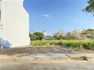 Hùng cát lái  bán lô sổ đỏ vị trí đẹp, dt 5x20m, đường thông 12m, tây bắc, shr, giá 76 tr/m2