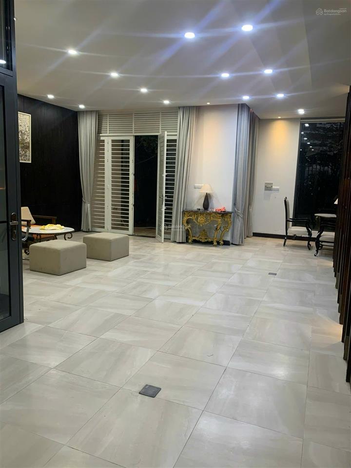 Hùng cát lái  bán nhà phố 1 trệt 3 lầu 1 tum, 7x17m, nhà hoàn thiện gồm 5pn, tặng nội thất, 13 tỷ