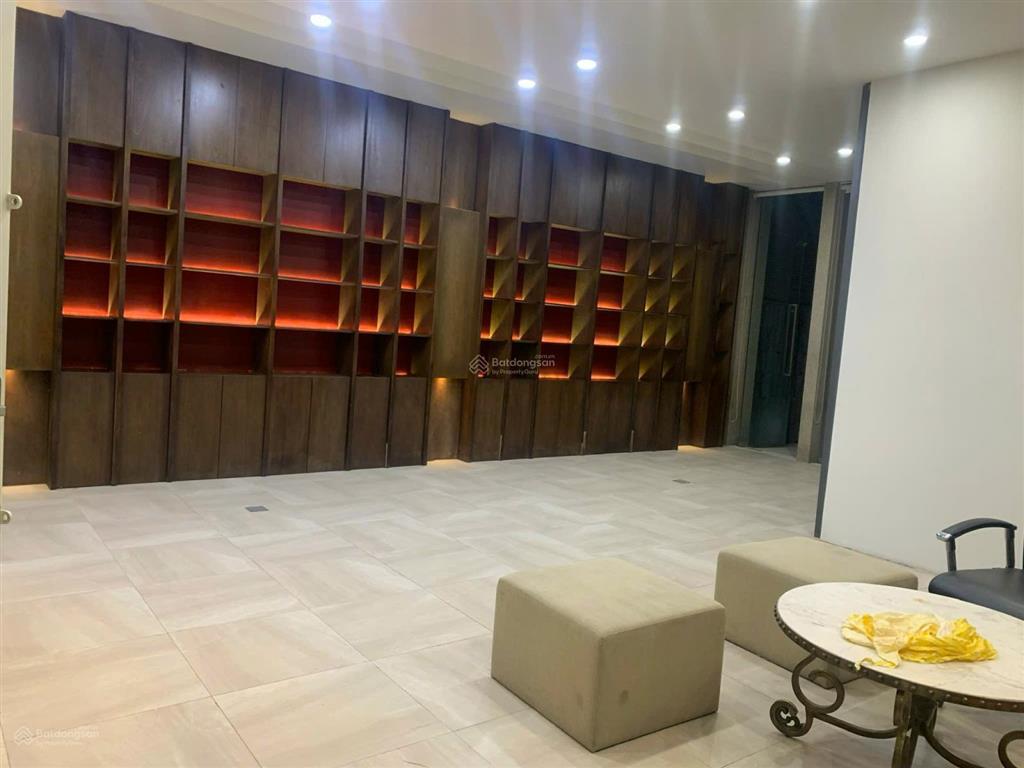 Hùng cát lái  bán nhà phố 1 trệt 3 lầu 1 tum, 7x17m, nhà hoàn thiện gồm 5pn, tặng nội thất, 13 tỷ