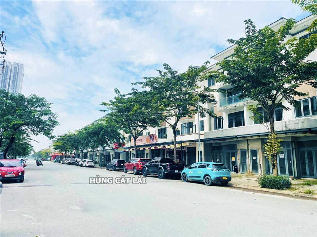 Chỉ có 1 căn duy nhất  nhà phố lavila 2 cát lái  giá 20.5 tỷ  mt đường 22m đối diện citi alto