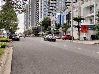 Cho thuê biệt thự mặt tiền đường tạ hiên dự án hà đô phường thạnh mỹ lợi, q.2 cũ