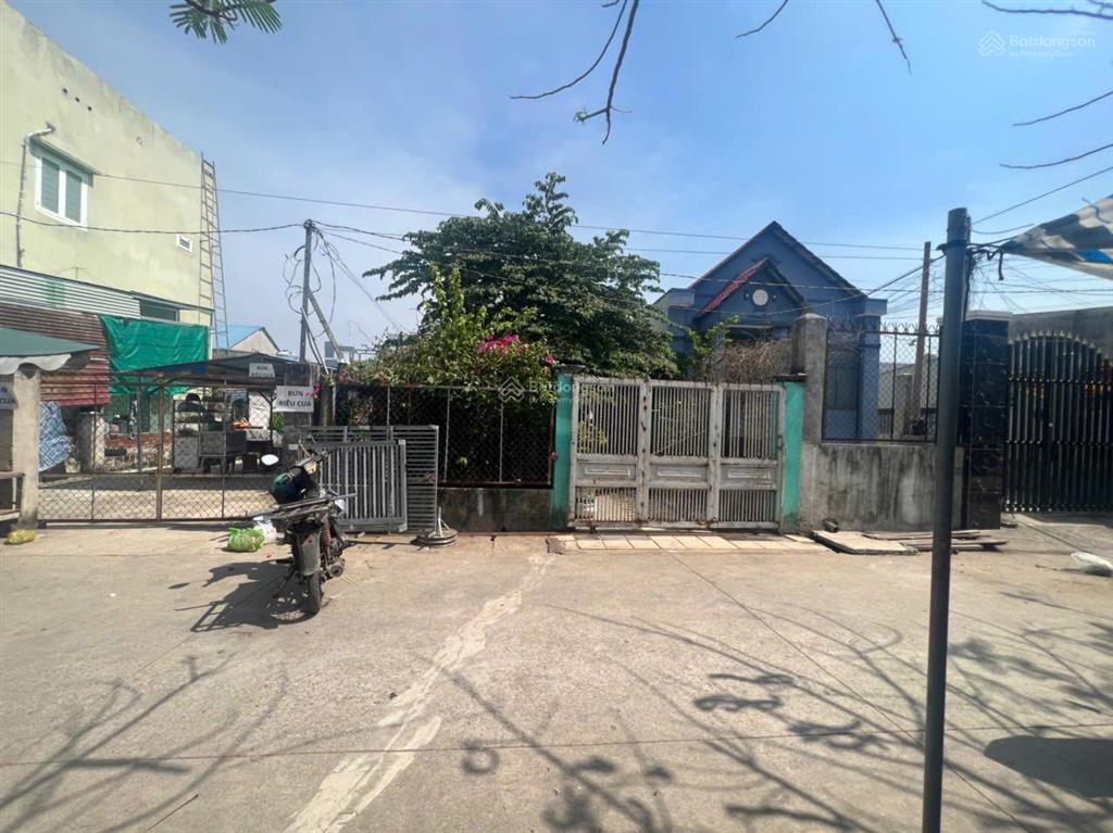 Bán nhà cấp 4 mặt tiền đường hùng vương xã vĩnh thanh, huyện nhơn trạch, cũ