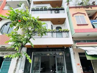 Bán mt khánh hội 6 tầng cực đẹp hiện đại ngang hơn 5m vuông vức
