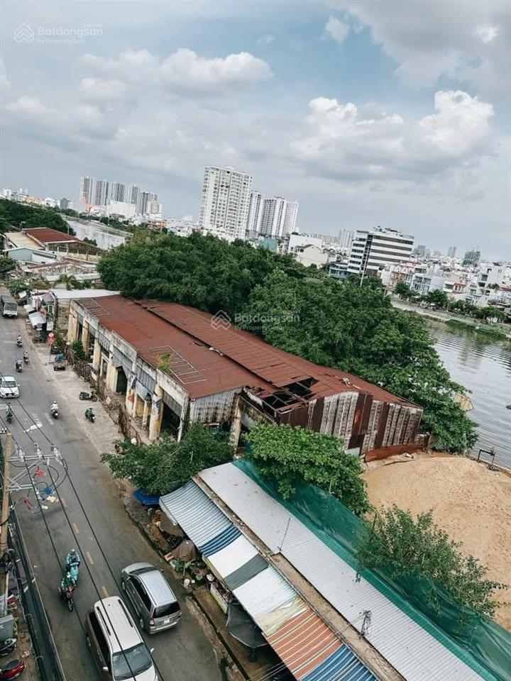 Bán nhà mặt tiền tôn thất thuyết ngang 6m nở hậu