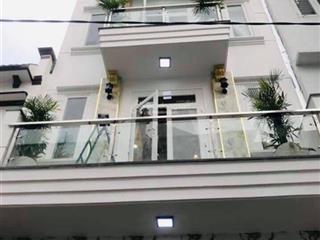 Nhà cực đẹp 5 phòng ở ngay  ngang 5 dài 18 vuông vức