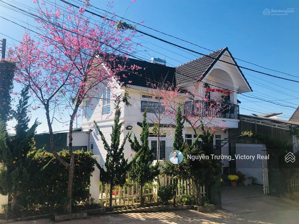 Villa 200m2, 2 mặt tiền view thành phố, giá chỉ 9.5 tỷ