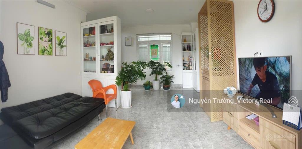 Villa 200m2, 2 mặt tiền view thành phố, giá chỉ 9.5 tỷ