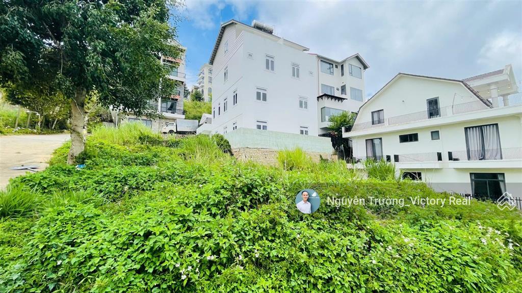 Cần bán đất 320m2 xây villa ks, hẻm xe hơi, trịnh hoài đức, p.11, đà lạt vị trí đầu tư sinh lời cao