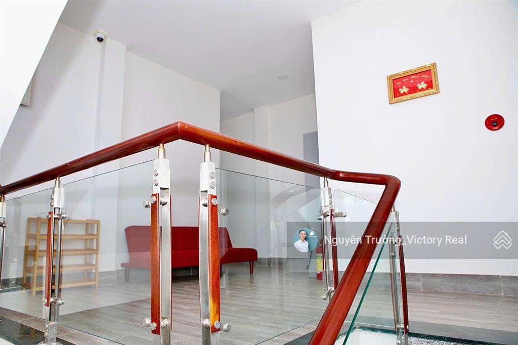 Cần bán villa 11 pn, 3 mặt tiền đường ngô gia tự, đà lạt. vị trí vàng cho đầu tư và nghỉ dưỡng