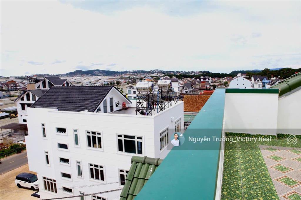 Cần bán villa 11 pn, 3 mặt tiền đường ngô gia tự, đà lạt. vị trí vàng cho đầu tư và nghỉ dưỡng