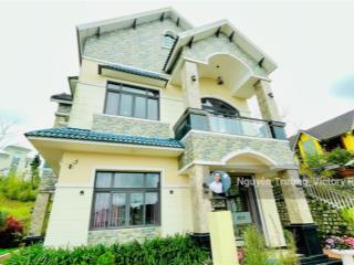 Ngôi biệt thự sân vườn 760m2 tuyệt đẹp này vừa mới được rao bán! nếu bạn đang tìm nhà hãy 