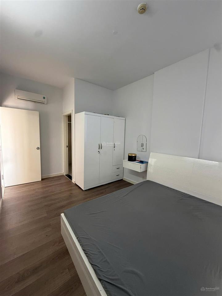 Bán cc luxcity, 4,55 tỷ, 68m2, 2pn, 2wc, giá cực chất