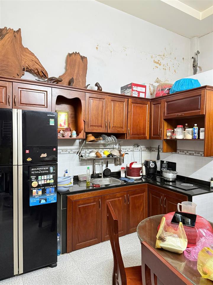 2 mặt tiền hẻm nhựa 8m hiếm có đường số 3, bình tân.
dt 6 x 16m, đất đẹp, vuông vức giá 6,39 tỷ