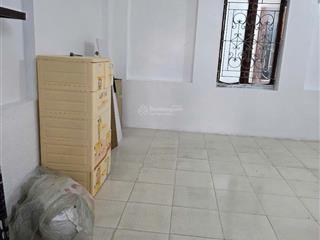 Cho sinh viên thuê phòng diện tích 18m2. giá 3tr