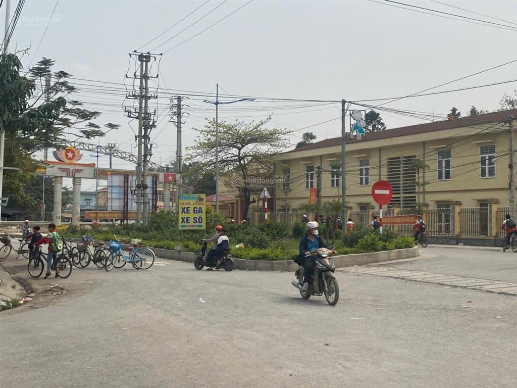Xuất hiện lô đất vuông đẹp view hồ đấu giá đại cương, kim bảng, hà nam, cạnh 2 trường học cấp 1,2