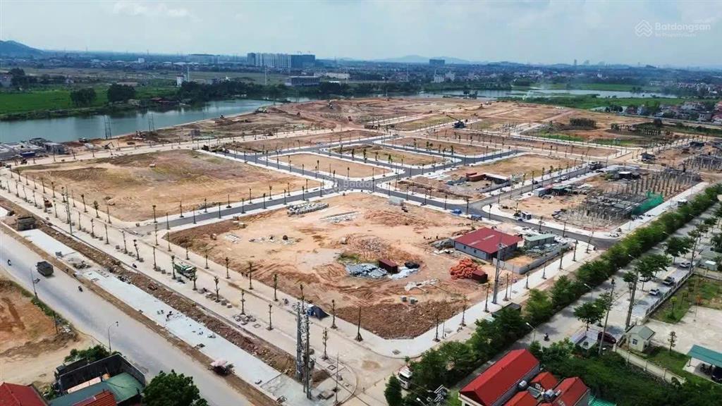 Hàng ngoại giao dự án việt yên riverside gía 4xtr/m2