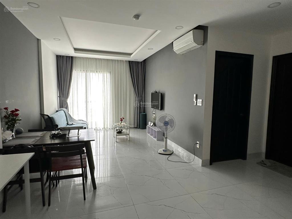 Cần chuyển nhượng ch 1 phòng ngủ nhà full nội thất 54m2 giá 4tỷ2 lavida plus q7