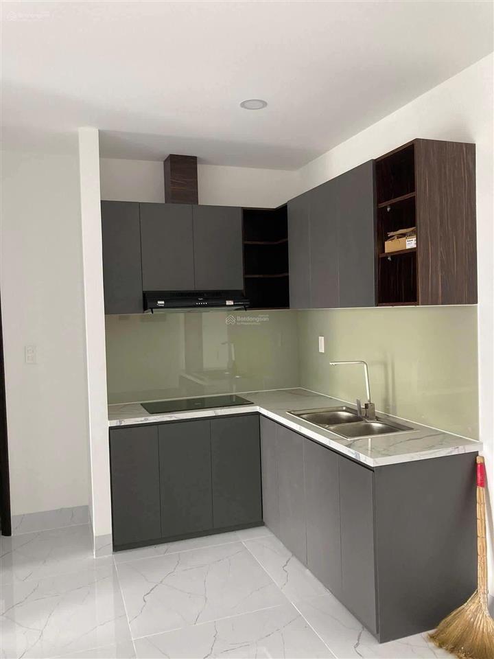 Cần chuyển nhượng ch 1 phòng ngủ nhà full nội thất 54m2 giá 4tỷ2 lavida plus q7