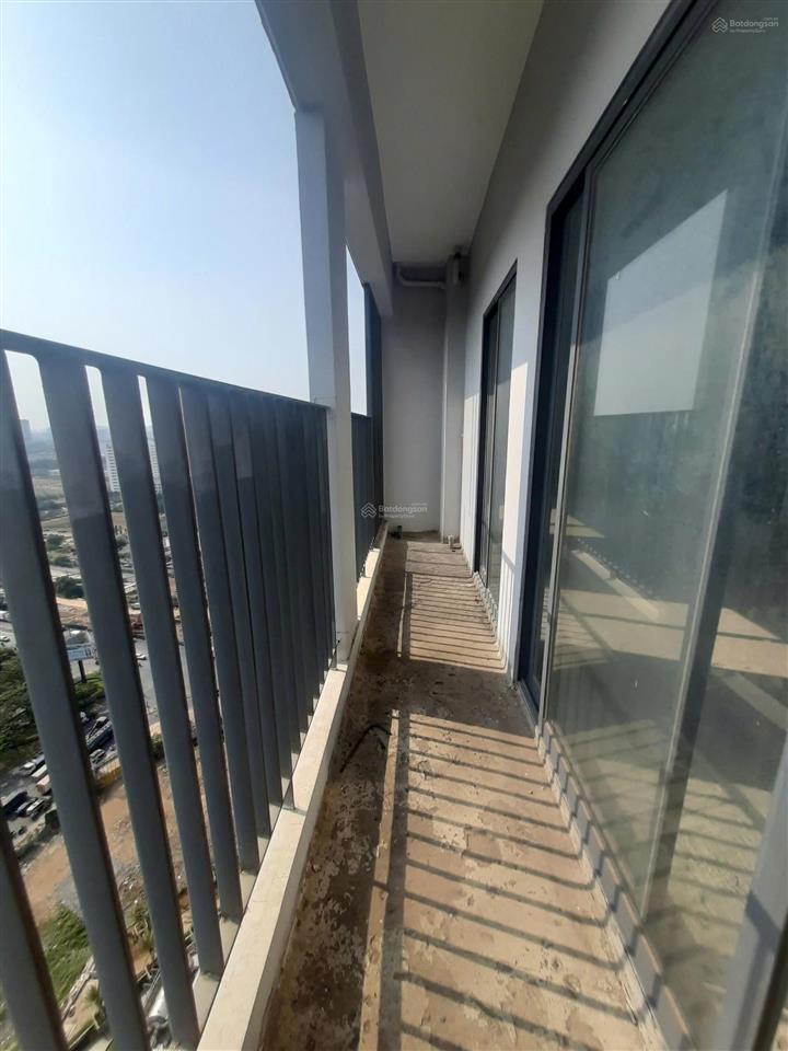 Chuyển nhượng căn hộ 3pn  96m2 (nhà thô) tại lavida plus nguyễn văn linh q7 chỉ 6tỷ350