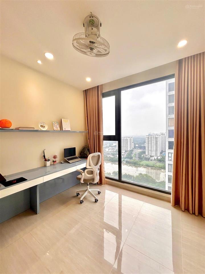 Cần sang nhượng căn hộ 1pn  55m2 full nội thất tầng cao view thoáng 4tỷ2 tại lavida plus q7