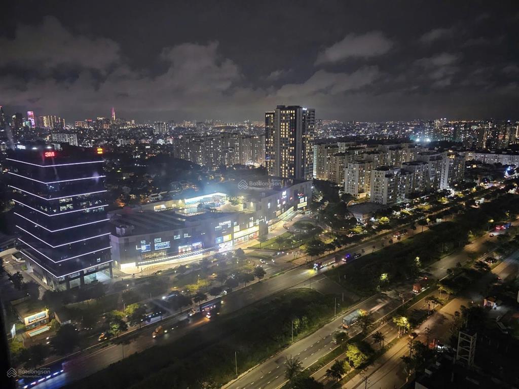 Cần sang nhượng căn hộ 1pn  55m2 full nội thất tầng cao view thoáng 4tỷ2 tại lavida plus q7