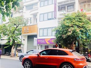 Bán gấp biệt thự pasteur, quận 3 đúc 4 tầng btct 120m2 ngang 7m tặng full nội thất chỉ 30 tỷ