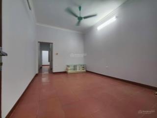 Cho thuê nhà nguyên căn phân lô kim mã la thành, ba đình  nhà mới gần phố  60m2 x 3 tầng