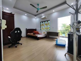 Cho thuê nhà nguyên căn  mặt phố ngõ núi trúc ô tô đỗ cửa  ngõ 3 ô tô tránh