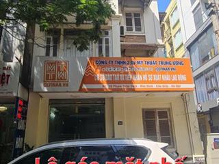 Cho thuê nhà nguyên căn  mặt phố lô góc 2 mặt tiền  vị trí đắc địa cầu giấy  320m2  35 triệu