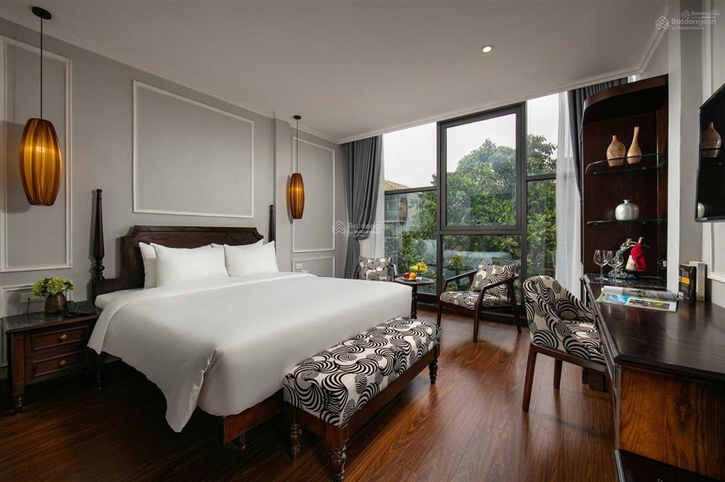 Chính chủ bán toà nhà căn hộ dịch vụ diện tích 150 m2 x 8 tầng, gồm 7 phòng căn hộ