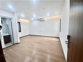 Cho thuê văn phòng 30m² yên tĩnh, đầy đủ thang máy & hầm xe gần lotte, chỉ 5.5 tr/tháng