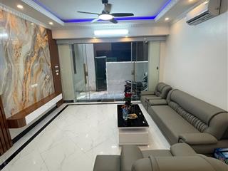 Bán nhà trung tâm cầu giấy  nguyễn khang, thành thái  dt 38m2x6t, ô tô lý thuyết  giá 10.3 tỷ
