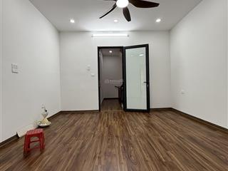 Bán nhà nguyễn khang cầu giấy 5 tầng đẹp dt 38m, mt5m, giá 10.6 tỷ, ô tô qua nhà