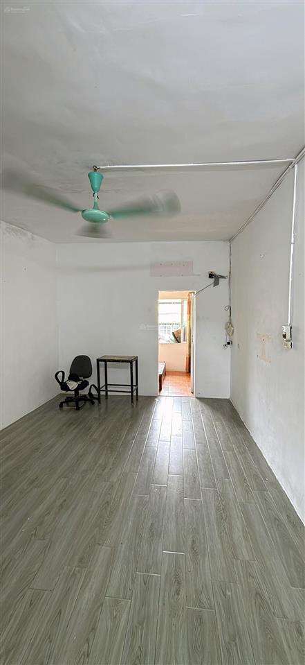 Bán căn hộ tt nghĩa tântrung tâm cầu giấy dt 75m. ô tô đỗ chân cầu thang cực thoáng, giá 3.4 tỷ