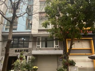 Cho thuê nhà liền kề phố nguyễn khuyến, khu đô thị văn quán, hà đông. dt 100m2x5 tầng, mt 4.8m