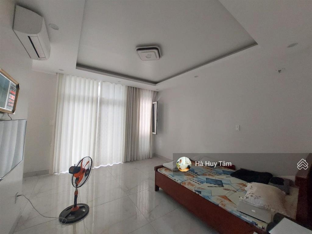 Bán biệt thự mặt tiền trục chính vào 1800 căn hộ dự án kdc gia hòa, quận 9 nhà 4 tầng 19,5 tỷ