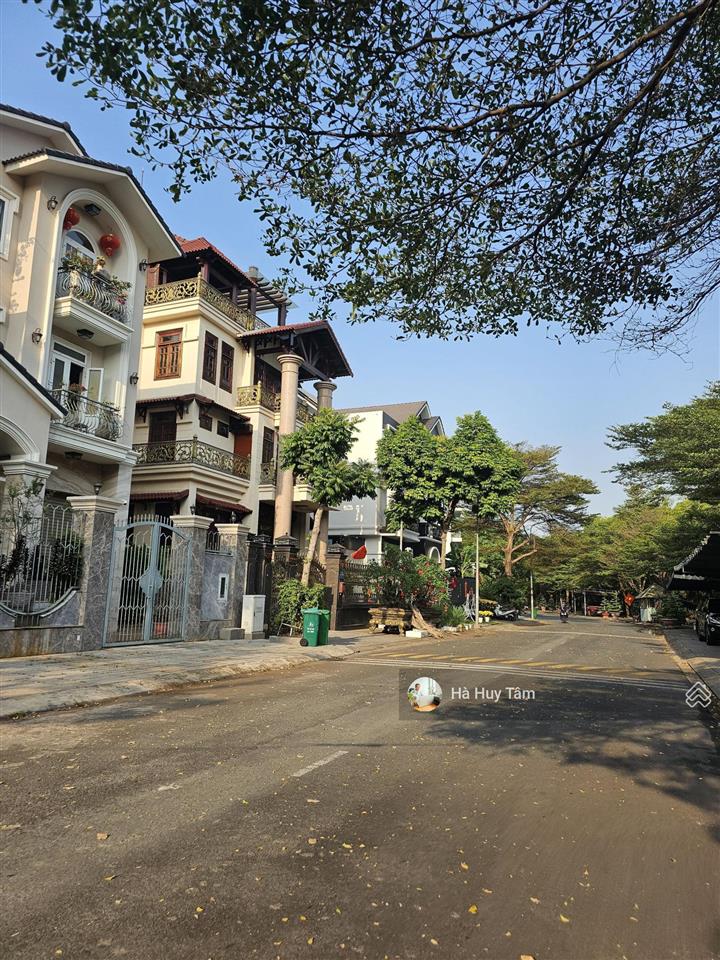Hàng hiếm + độc + rẻ bán lô đất mặt tiền view sông trịnh công sơn, kdc gia hòa, q9 giá chỉ 130tr