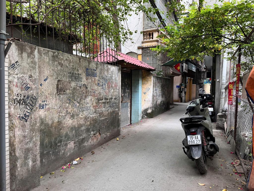 Bán gấp đất Kim Ngưu, 24 tỷ, 193m2, pháp luật đầy đủ, trước mặt 9.88m