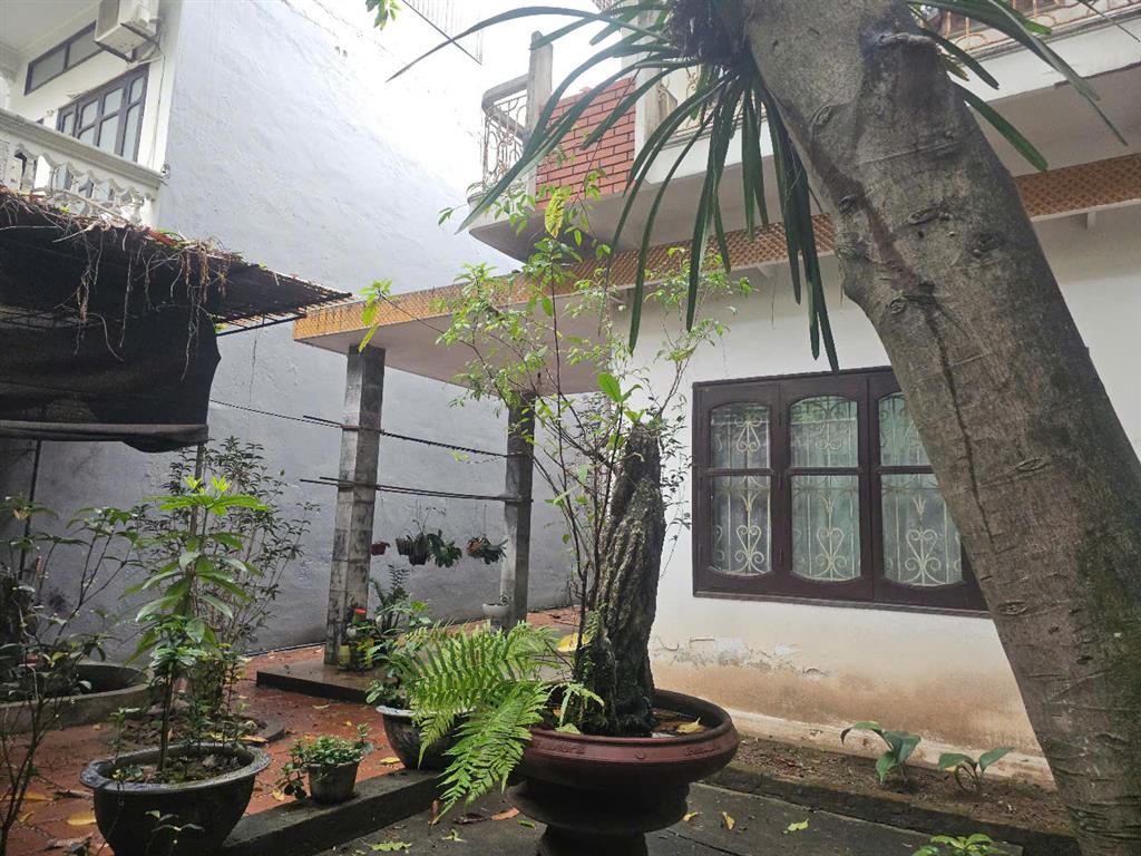 Bán đất xây căn nhà phục vụ nhà vườn trung tâm quận hai bà trưng